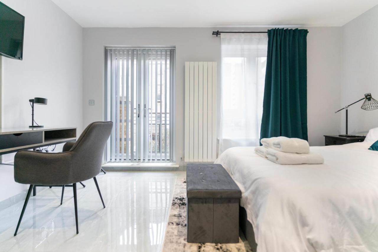 Luxury 5Bd Suite Guest House لندن المظهر الخارجي الصورة
